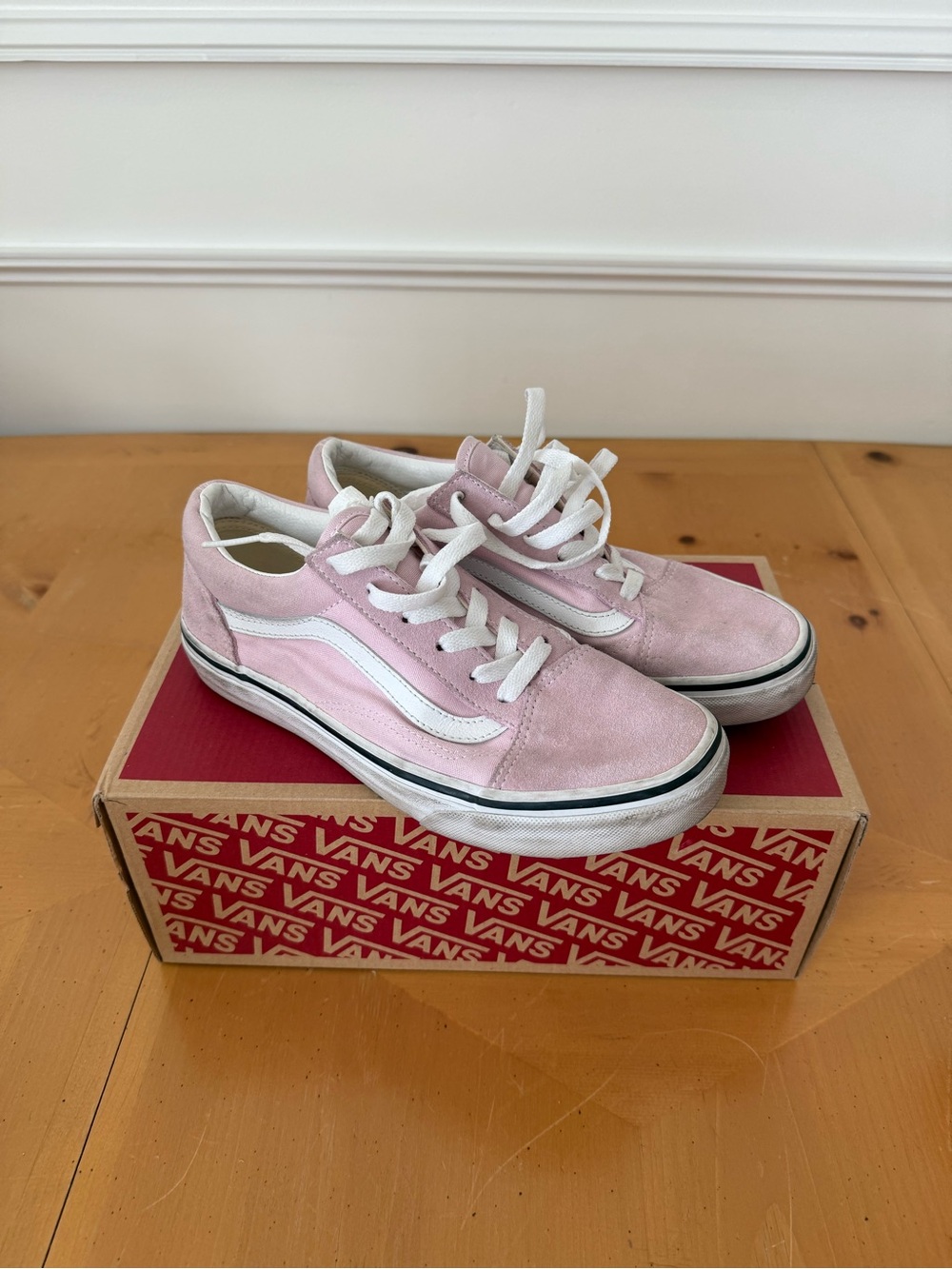 Vans Old Skool Suede Sneakers - Pink & White